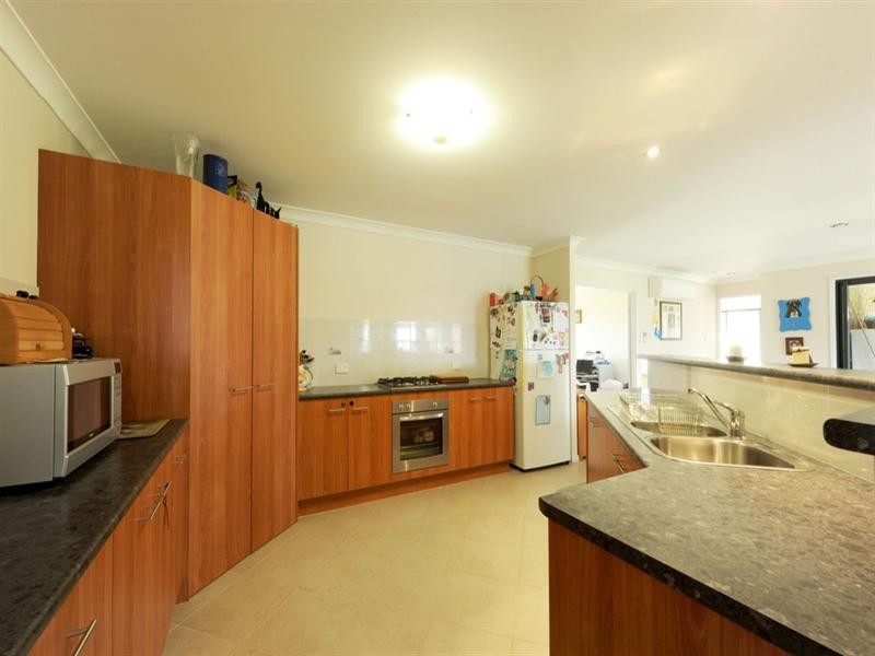 27 Grevillia Drive, Waterview Heights NSW 2460