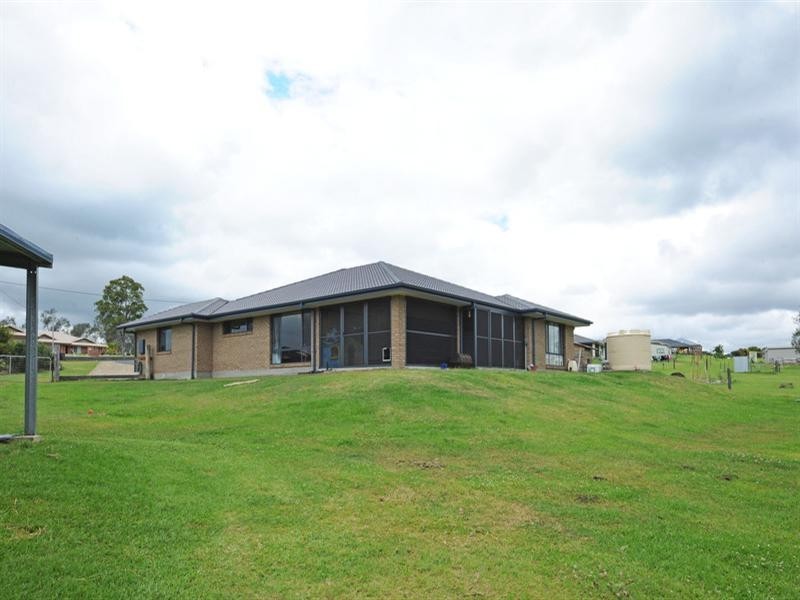 27 Grevillia Drive, Waterview Heights NSW 2460