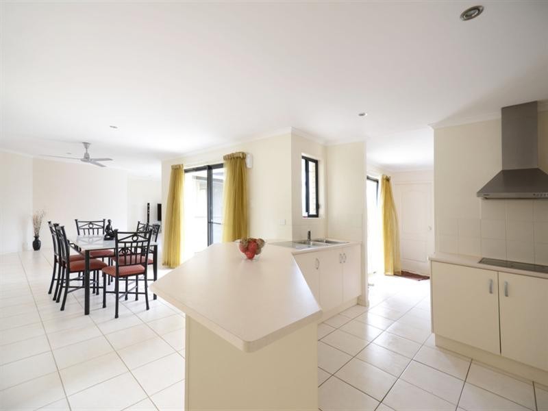 164 Clarence Way, Mountain View NSW 2460
