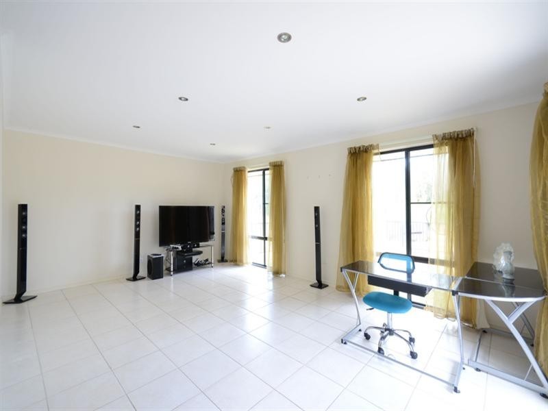 164 Clarence Way, Mountain View NSW 2460