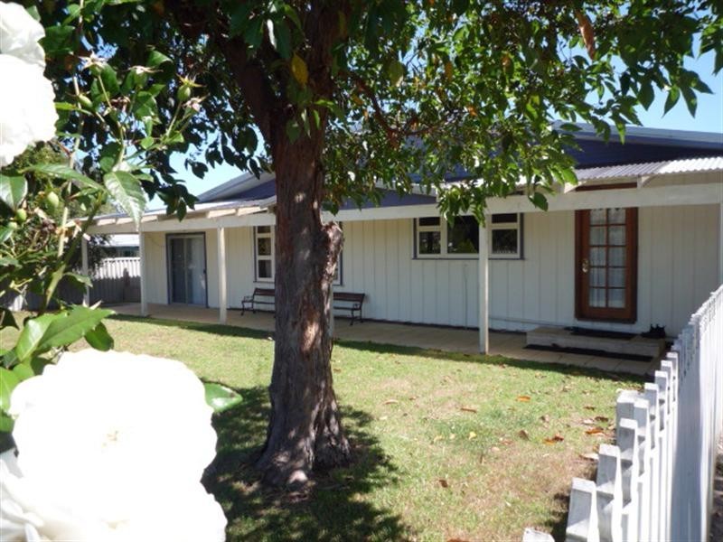 35 Deane Street, Mount Barker WA 6324