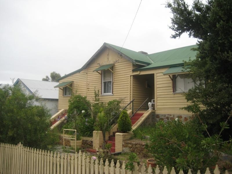 Mount Barker WA 6324