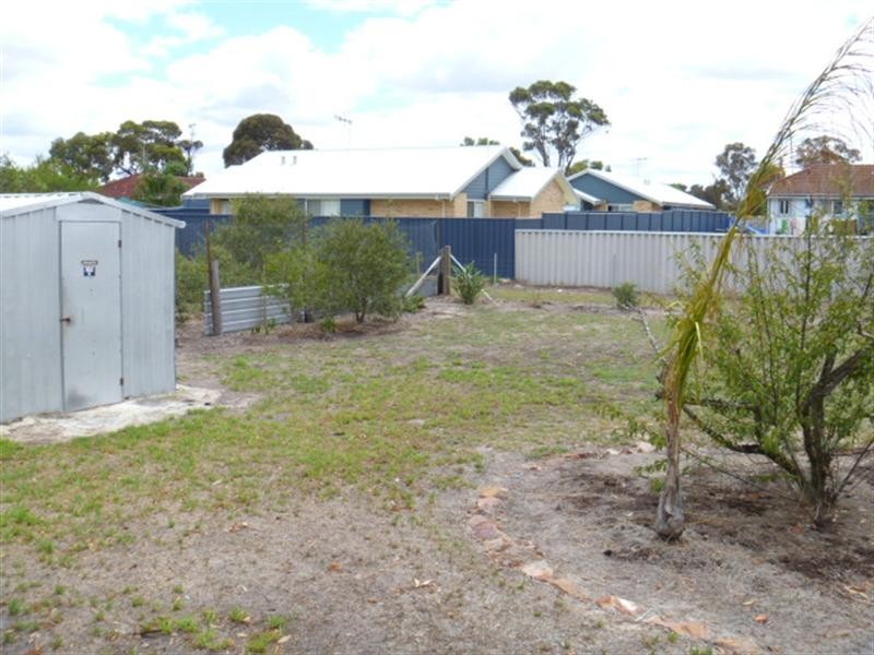 16 Gordon Street, Cranbrook WA 6321