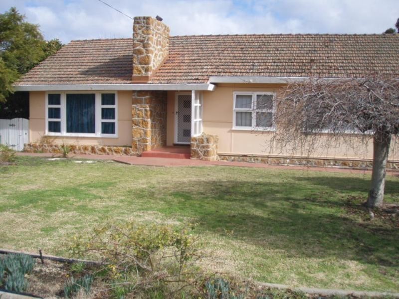 33 Deane Street, Mount Barker WA 6324