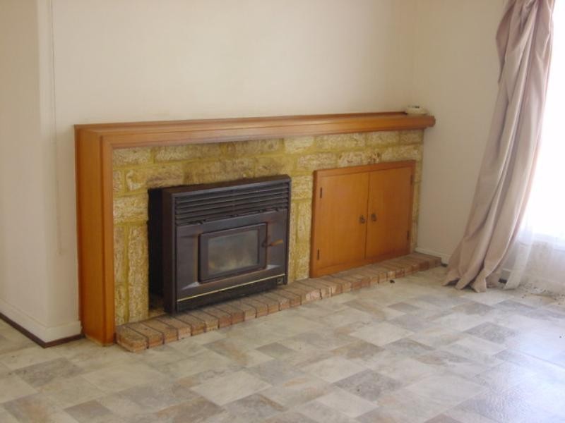 33 Deane Street, Mount Barker WA 6324