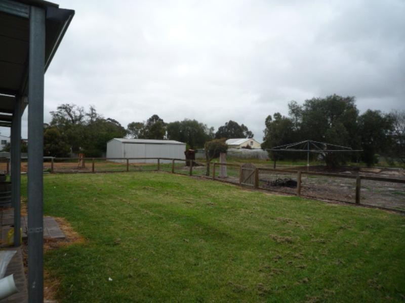 13 Currie Street, Cranbrook WA 6321