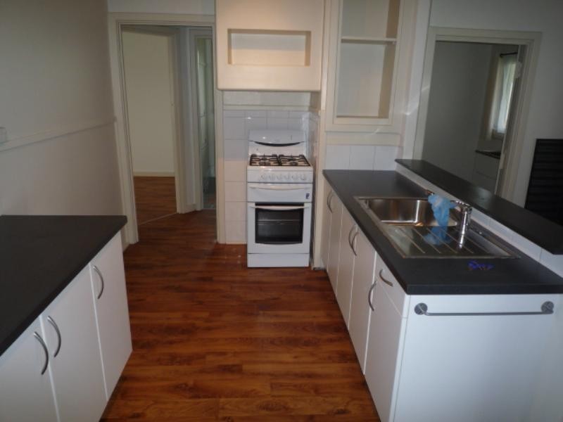 13 Currie Street, Cranbrook WA 6321