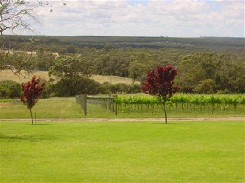 1 Moorialup Road, Porongurup WA 6324