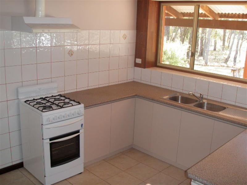 11 Hassell Avenue, Kendenup WA 6323