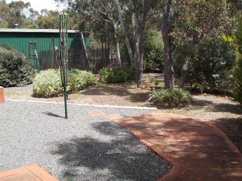 11 Hassell Avenue, Kendenup WA 6323