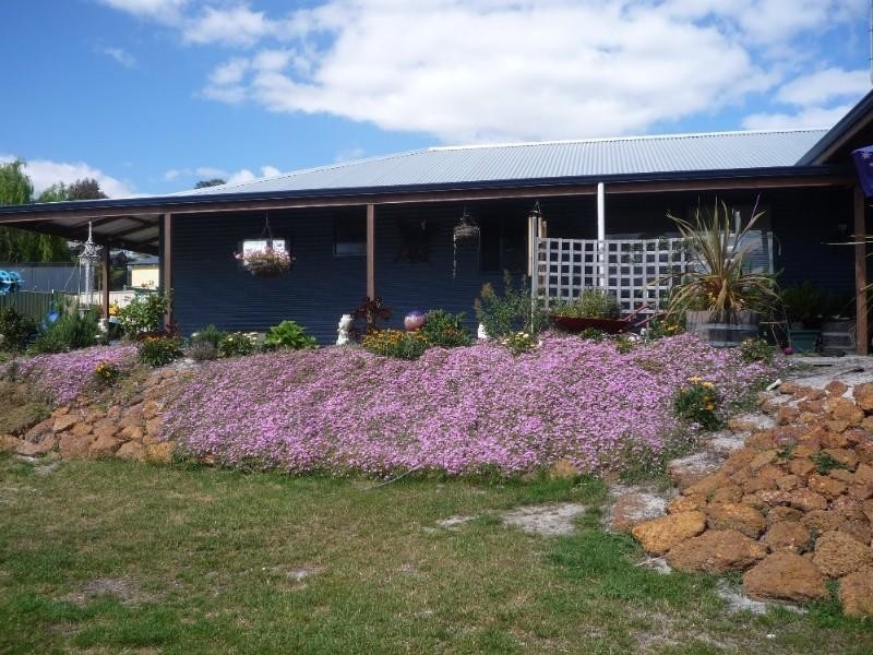 Mount Barker WA 6324