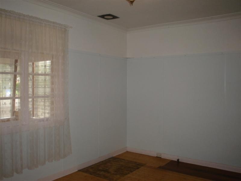 54 Deane Street, Mount Barker WA 6324