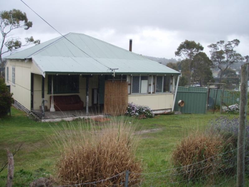 2 Booth Street, Mount Barker WA 6324