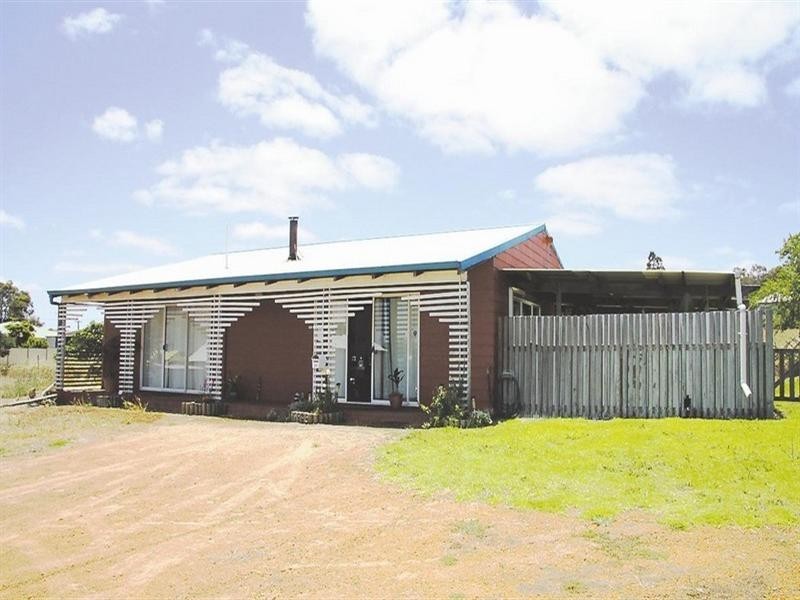 34 Albany Highway, Mount Barker WA 6324