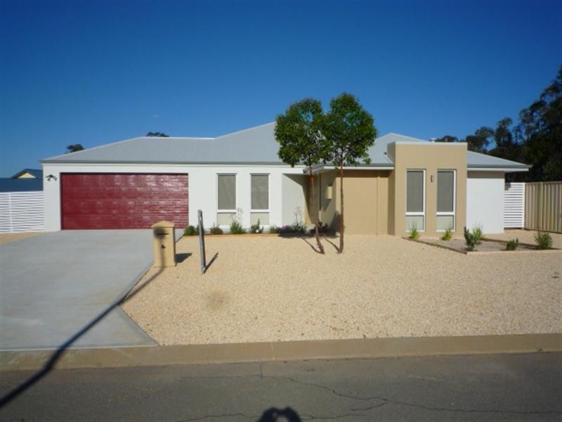 9 Donnelly Peak View, Mount Barker WA 6324