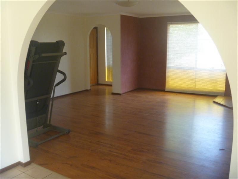 8 Edward Street, Cranbrook WA 6321