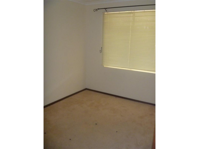 8 Edward Street, Cranbrook WA 6321