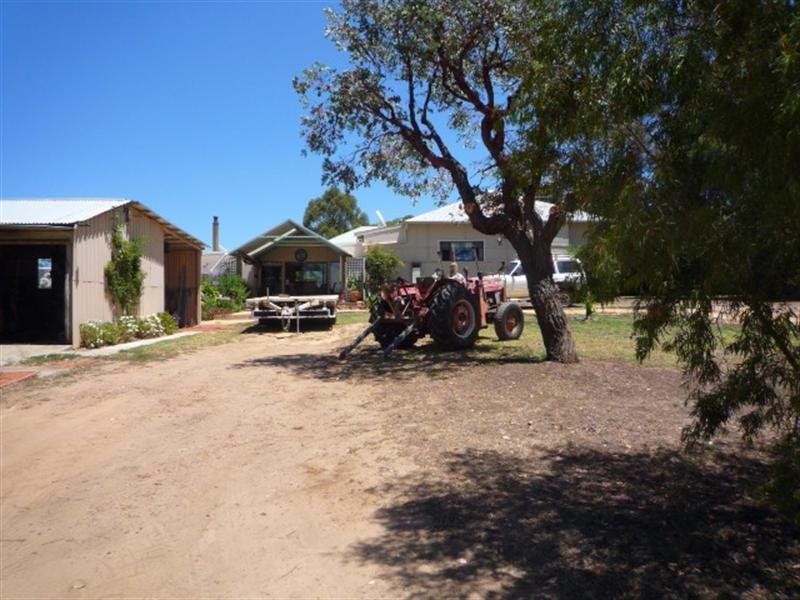 Mount Barker WA 6324