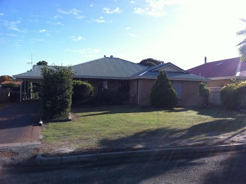 3 Athelton Street, Mount Barker WA 6324