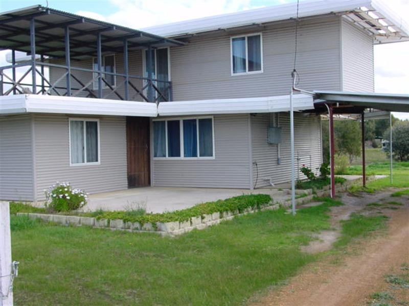 LOT 210 First Avenue, Kendenup WA 6323