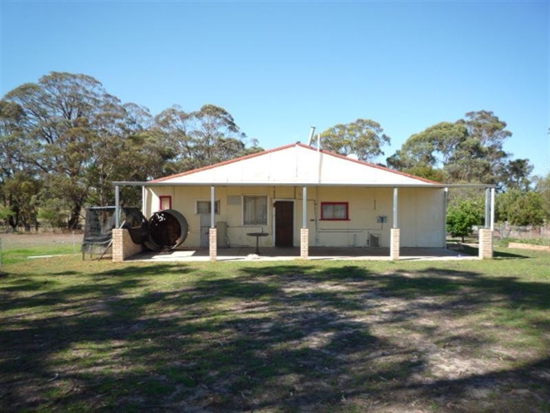 36 Allenby Road, Kendenup WA 6323