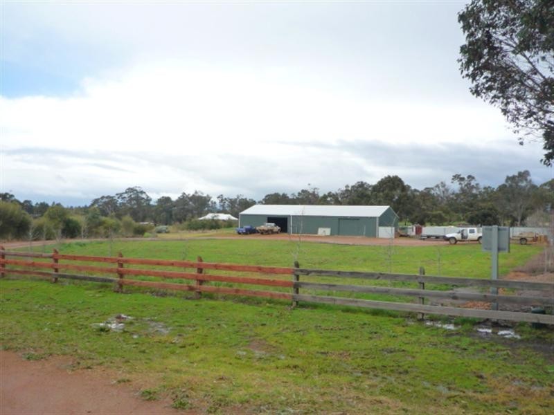 Mount Barker WA 6324