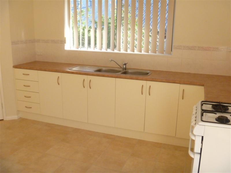 4 Deane Street, Mount Barker WA 6324