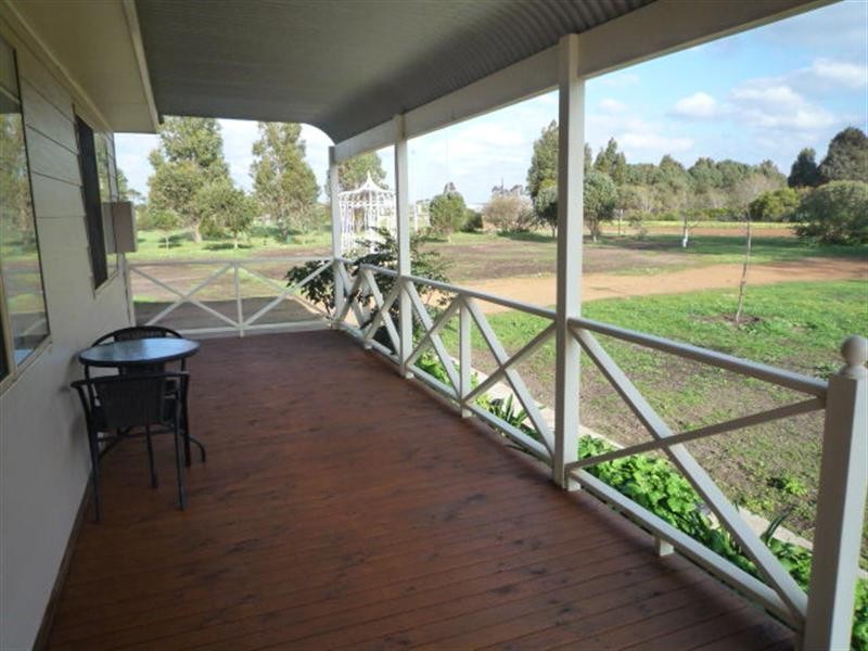 110 Ferry Road, Mount Barker WA 6324