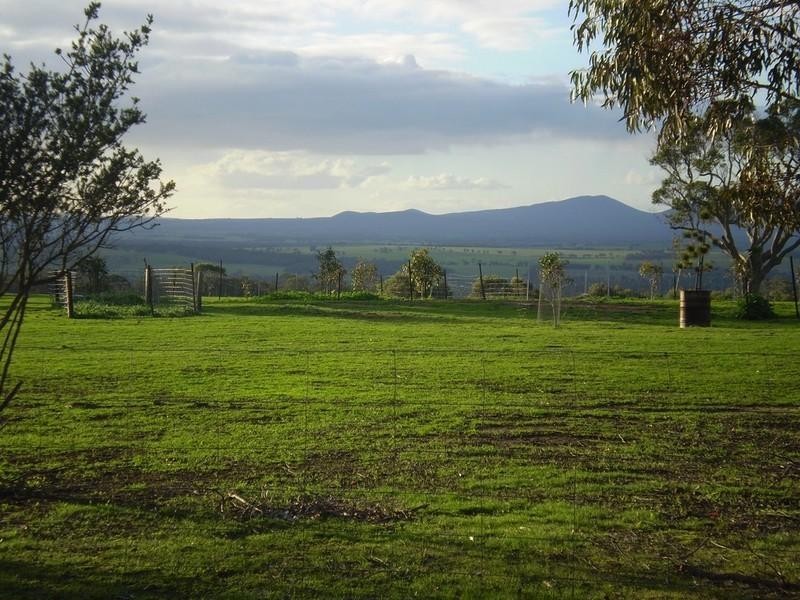 110 Ferry Road, Mount Barker WA 6324