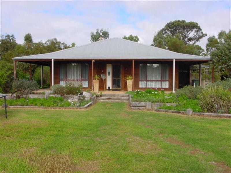 94 Third Avenue, Kendenup WA 6323