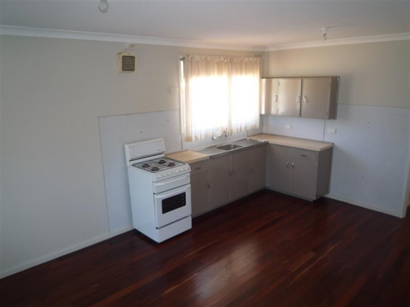 37 Booth Street, Mount Barker WA 6324