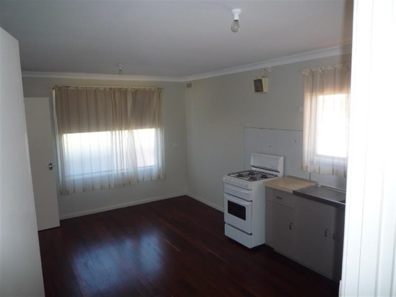 37 Booth Street, Mount Barker WA 6324