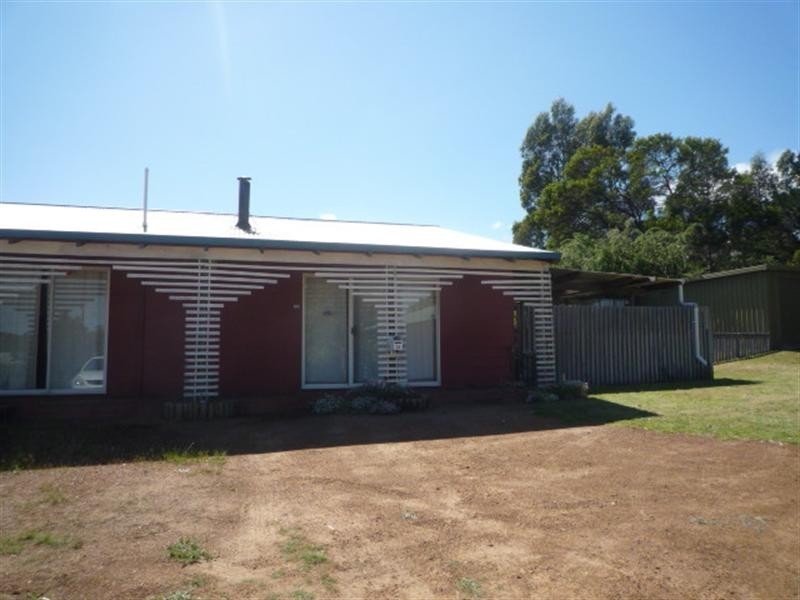 34 Albany Highway, Mount Barker WA 6324