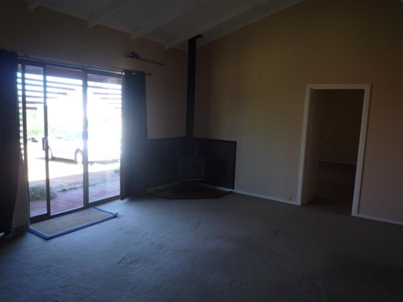 34 Albany Highway, Mount Barker WA 6324