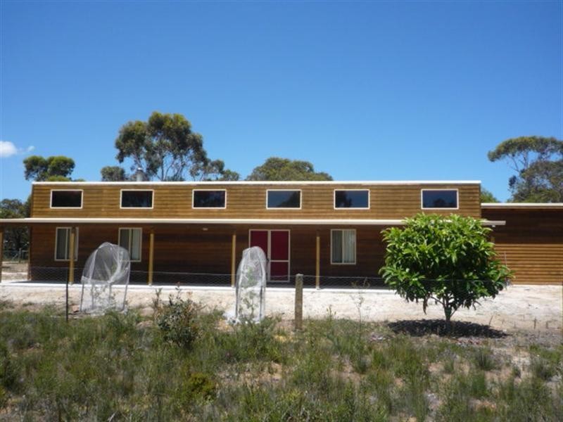 50 Sixth Avenue, Kendenup WA 6323