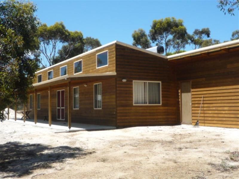 50 Sixth Avenue, Kendenup WA 6323