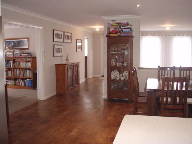 10 Henton Peak Heights, Mount Barker WA 6324