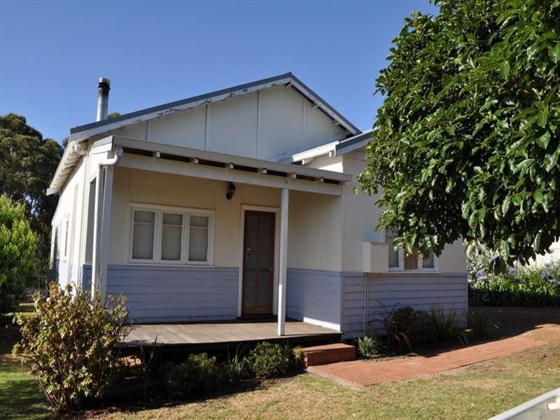 50 Montem Street, Mount Barker WA 6324