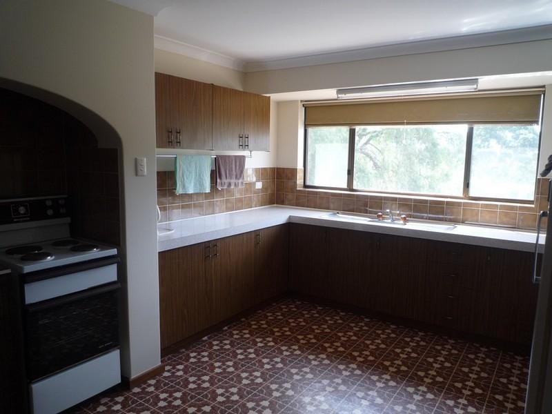 11 Osborne Road, Mount Barker WA 6324