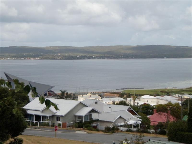 6/7 Finlay Street, Albany WA 6330