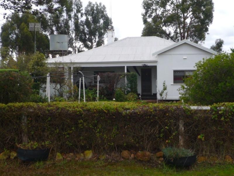 39 Pennifold Street, Kendenup WA 6323