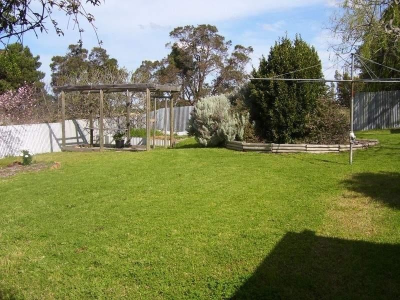 22 Jackson Street, Mount Barker WA 6324