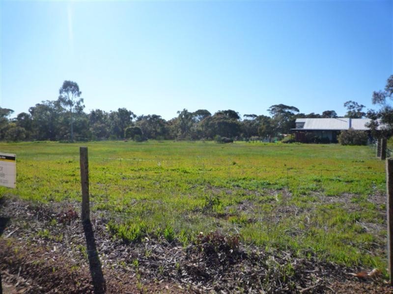 349/Lot 350, 3 Third Avenue, Kendenup WA 6323