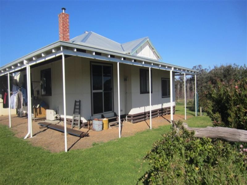 30803 Albany Highway, Mount Barker WA 6324