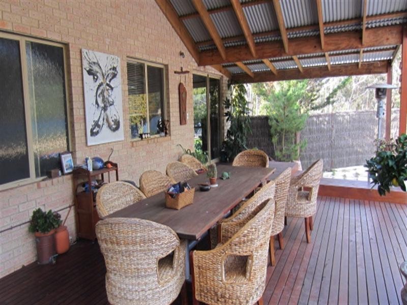 27 Hassell Avenue, Kendenup WA 6323