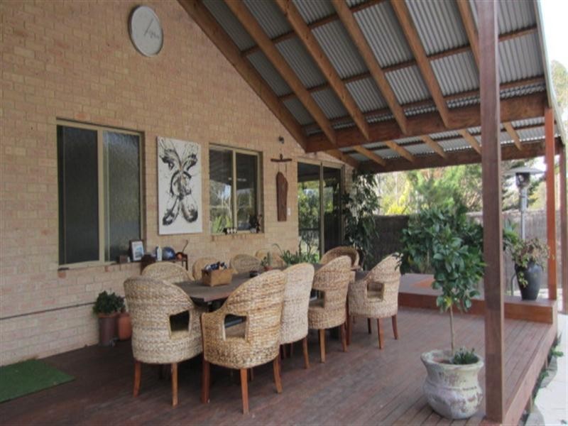 27 Hassell Avenue, Kendenup WA 6323