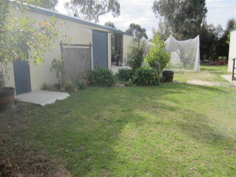 27 Hassell Avenue, Kendenup WA 6323