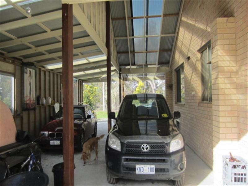 27 Hassell Avenue, Kendenup WA 6323