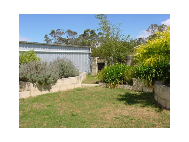 Mount Barker WA 6324