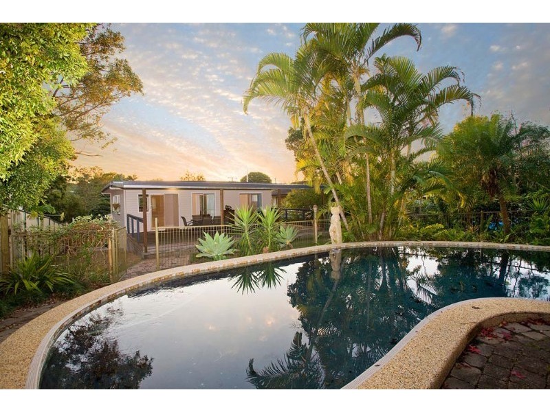 30 Woodside Street, The Gap QLD 4061